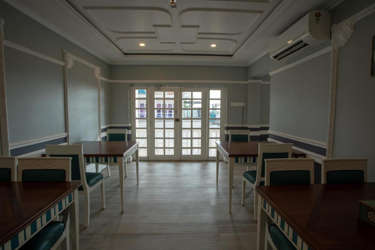 State Beach Resort And Spa Канур Екстериор снимка