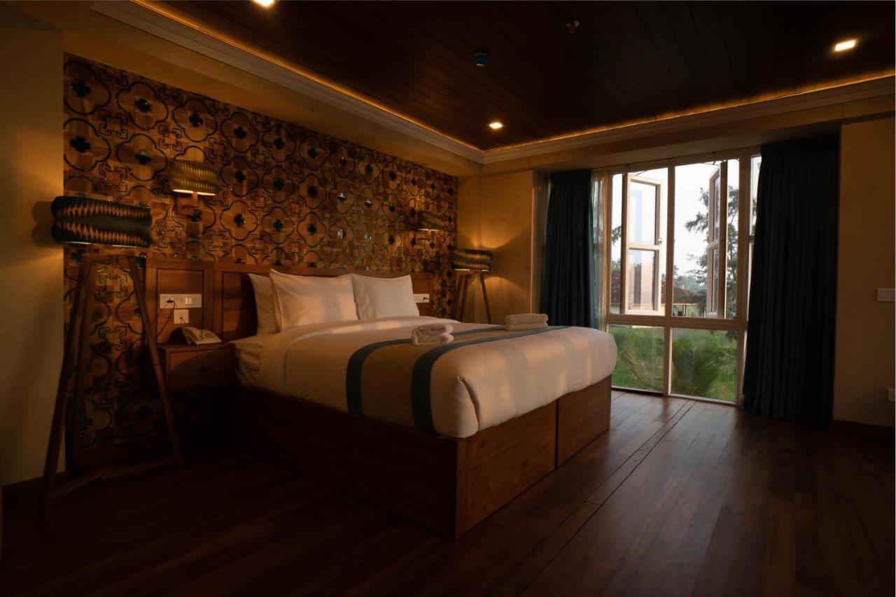 State Beach Resort And Spa Канур Екстериор снимка